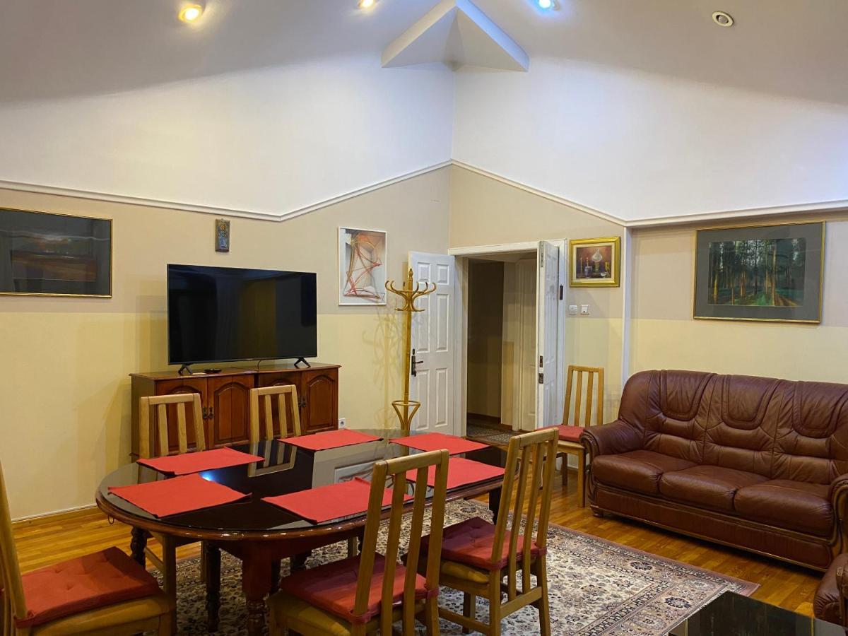 Aparthotel Vila Phoenix à Predeal Extérieur photo